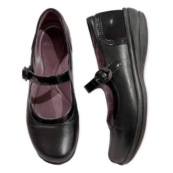 Dansko Misty Mary Janes Flat Shoes, Black Napa & Patent Leather, Sz 8.5-9/39 EUC - Picture 2 of 15